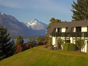 Holiday Inn Queenstown Frankton Road, an IHG Hotel