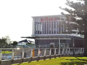 North Coogee Beach House