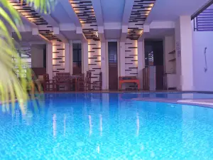 Tycoon Suite Hotel