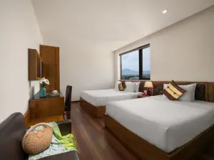 Bliss Luxury Hotel